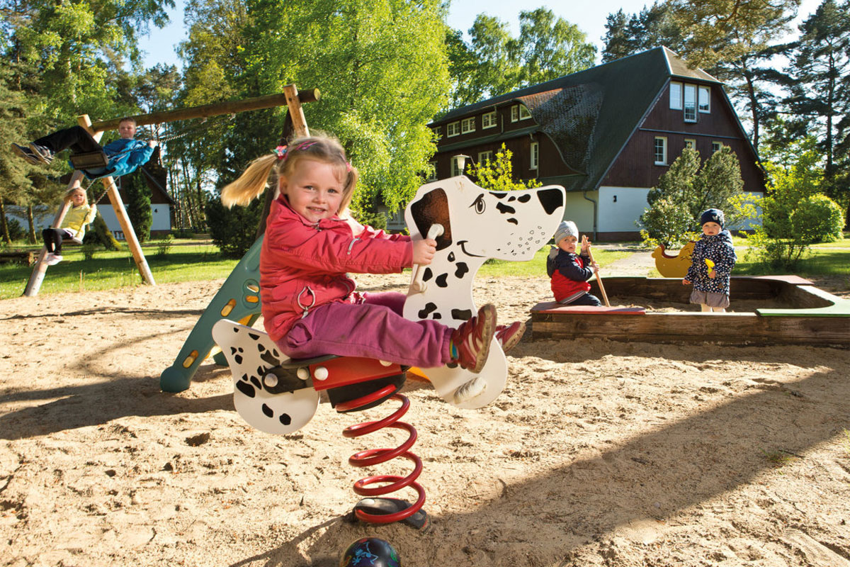 Spielspaß für Kinder - SEETELHOTEL Kinderresort Usedom