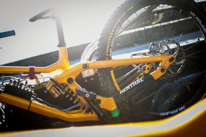 PIRELLI prototype detail Rogue Racing bike @ MatteoCianciosi