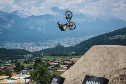 Von 16. bis 20. Juni 2021 findet das Crankworx Festival im Bikepark Innsbruck der Muttereralm statt, Interessierte wohnen im aDLERS Lifestyle-Hotel Innsbruck © Innsbruck Tourismus/Stefan Voitl