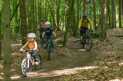 Sechs unterschiedliche Trails begeistern Biker im Naturpark Altmühltal © Gideon Heede