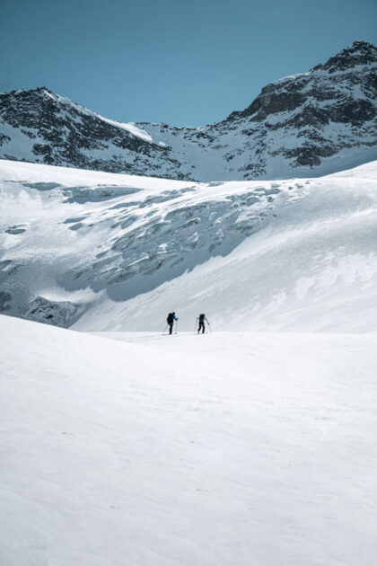 Hinein in die Winterwunderwelt des Zillertals und hinauf auf die vergletscherten Gipfel (c) Zillertal Tourismus/Christoph Johann