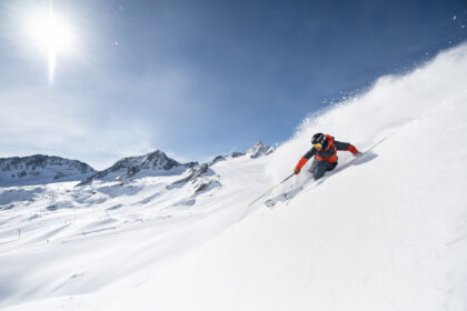 Powder Department-Ski Landschaft Stubaier Gletscher © Andre Schoenherr