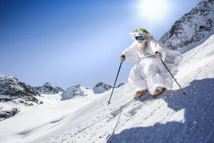 Am Stil lässt sich noch arbeiten, aber egal: Als Zeus beim Skifahren im Pitztal © KI, TVB Pitztal
