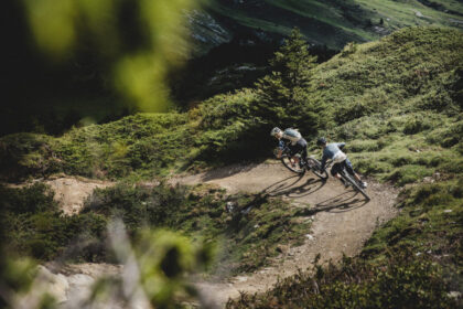 Flow, Enduro oder Freeride? In Flims Laax finden Biker ihre perfekte Spielwiese. © Maria Knoll