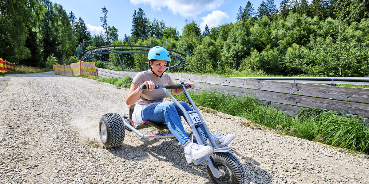 Mountaincarts Seilbahn Ochsenkopf @Tourismuszentrale Fichtelgebirge Florian Trykowski Cart Woman