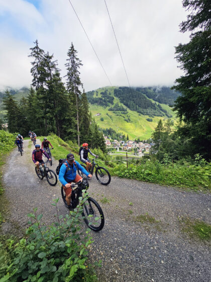 St. Anton am Arlberg Bike & Hike Zwölferkopf © Roland Schopper