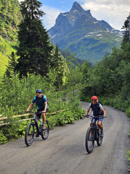 St. Anton am Arlberg Biketour zur Konstanzer Hütte © Roland Schopper