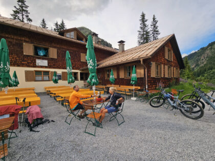 St. Anton am Arlberg Biketour zur Konstanzer Hütte © Roland Schopper