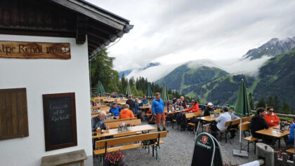 St. Anton am Arlberg Bike & Hike Zwölferkopf Rendl Alm © Roland Schopper