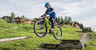 Arosa Tourismus_ family bike Foto chillipictures (2)