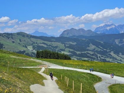 Hinterglemm 12er Sky-Line - woom bike © Roland Schopper