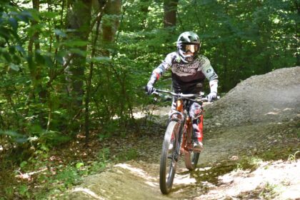 Heummödern Trail mit Giant Faith Mini-Mullet Bike © Roland Schopper