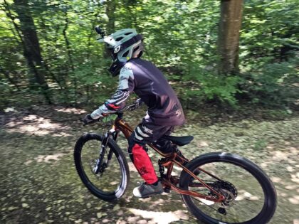 Heummödern Trail mit Faith Mini-Mullet Bike © Roland Schopper