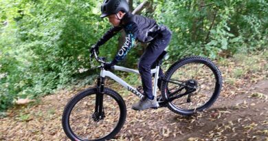 woom READY Kinderhelm und woom off air 6 Bike © Roland Schopper