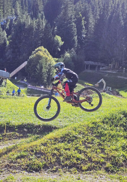 Leogang Bikepark mit Giant MTB © Roland Schopper