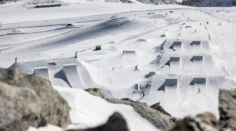 2025 Hintertux Werni Stock © monepic