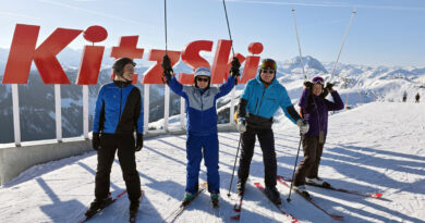 Mit dem KitzSkiXpress von Geldhauser nach Kirchberg Tirol © Roland Schopper