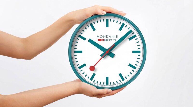MONDAINE A.A990.CLOCK.10SBD.001