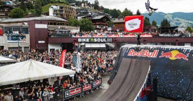 GlemmRide Bike Festival Masters of Dirt Big Air Show © Klaus Listl Saalbach