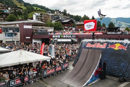 GlemmRide Bike Festival Masters of Dirt Big Air Show © Klaus Listl Saalbach