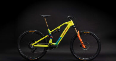 Corratec RS C FACTORY mit Avinox M2S Antrieb